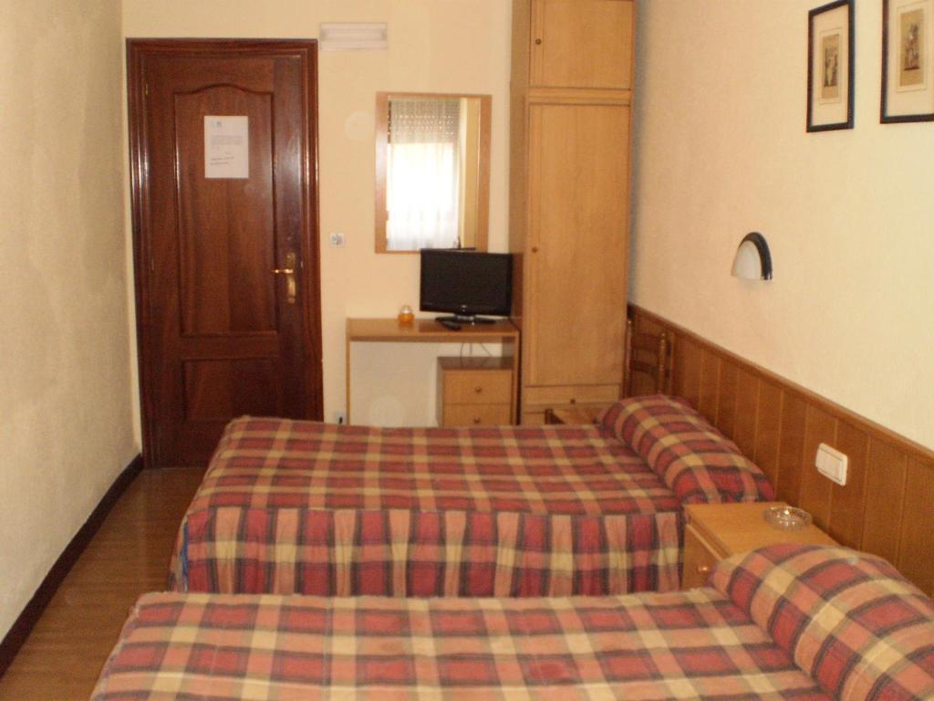 Hostal Hilton Burgo エクステリア 写真
